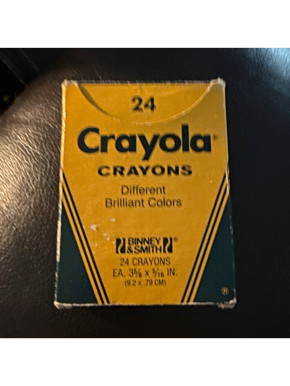Vintage 1985 Crayola 24 Count Non-Toxic Crayons Multicolor Box MPN No. 24